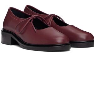 Nicole Saldaña Red Fabiana Loafers